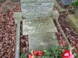 image of grave number 957780